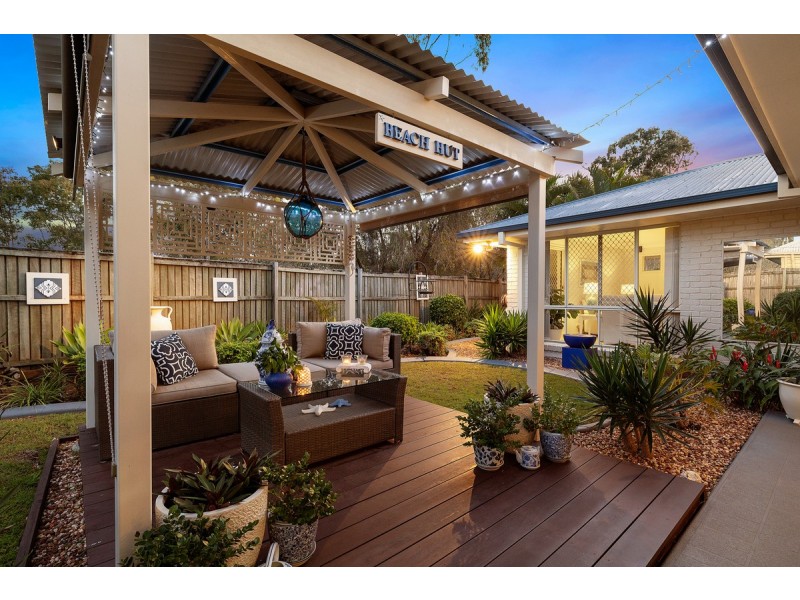 4 Cedarview Place, Wellington Point QLD 4160
