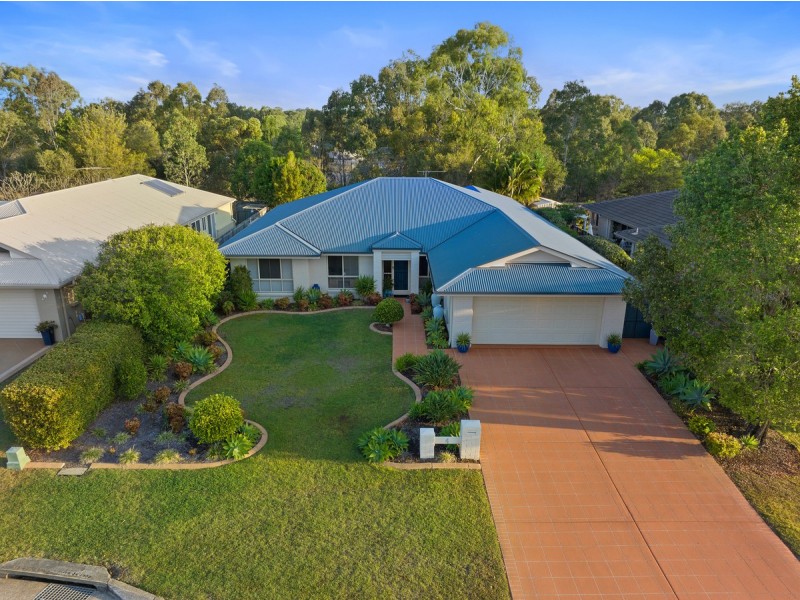 4 Cedarview Place, Wellington Point QLD 4160