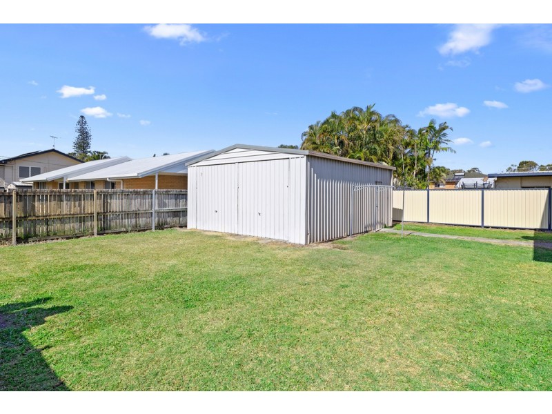 16 Benfer Road, Victoria Point QLD 4165