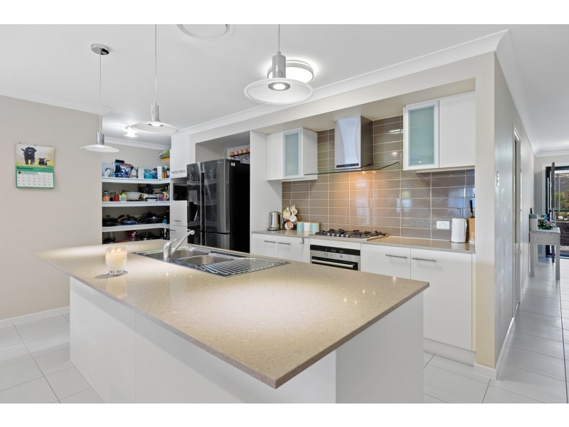 9 Kidman Circuit, Thornlands QLD 4164