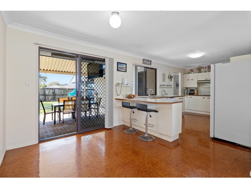 1 Petaluma Court, Victoria Point QLD 4165