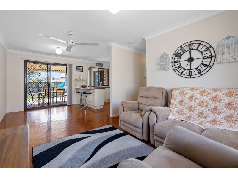 1 Petaluma Court, Victoria Point QLD 4165