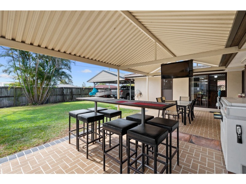 1 Petaluma Court, Victoria Point QLD 4165