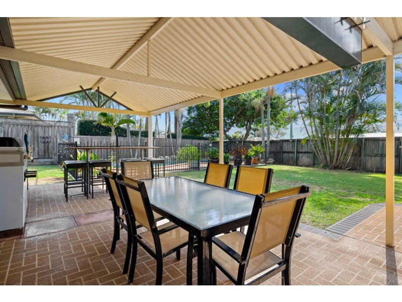 1 Petaluma Court, Victoria Point QLD 4165
