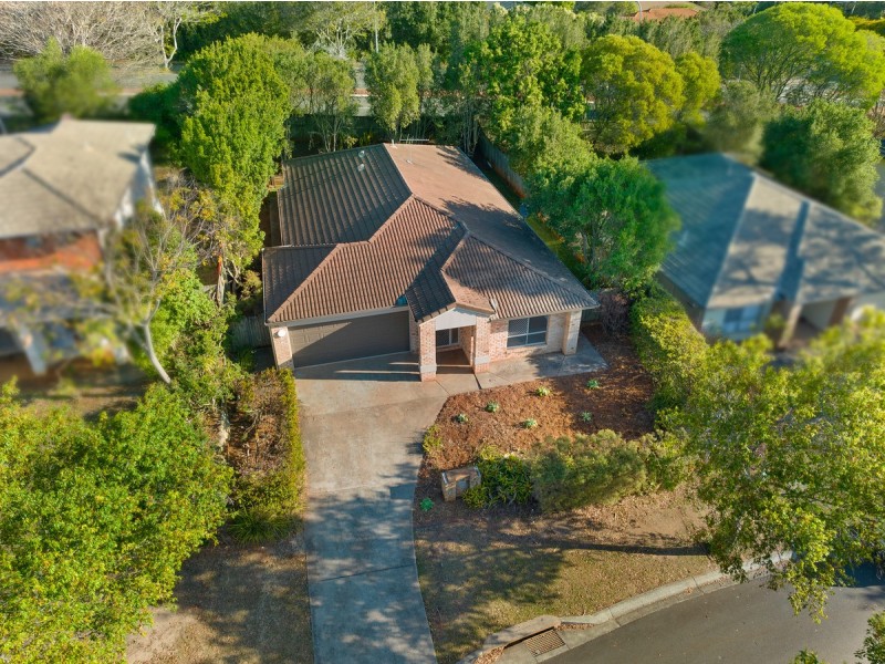 19 Shaw Place, Redland Bay QLD 4165