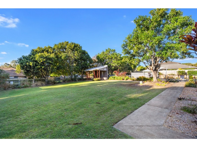 19 Shaw Place, Redland Bay QLD 4165