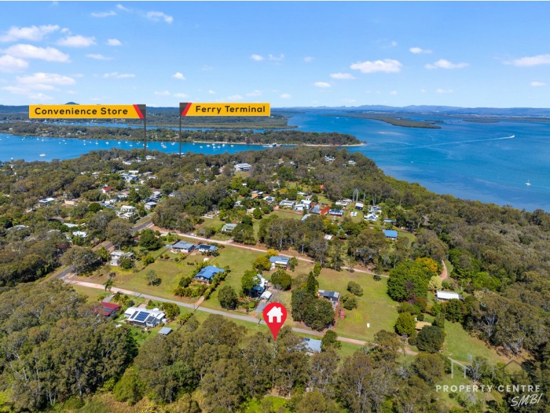 15 Frenchem Terrace, Macleay Island QLD 4184