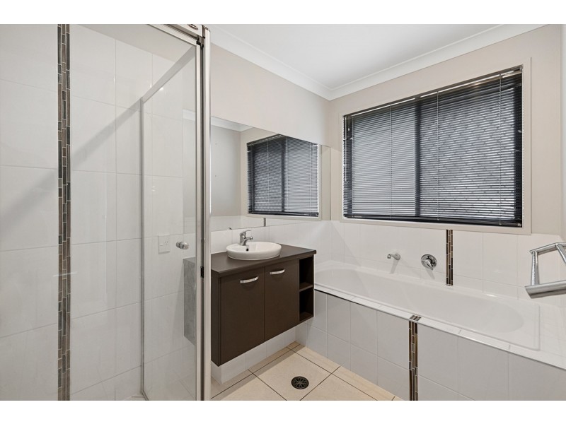 25 Parklane Road, Victoria Point QLD 4165