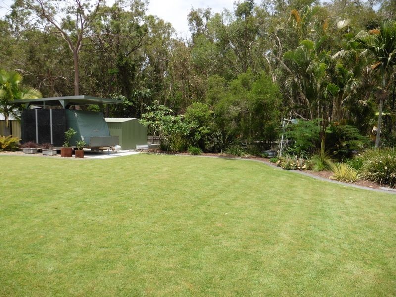 18 Terrier Court, Redland Bay QLD 4165