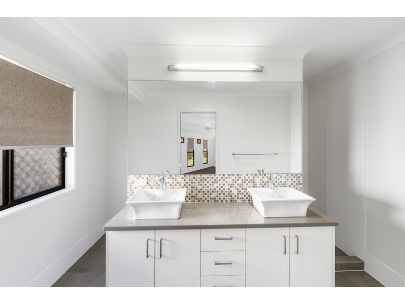 4-6 Carlingford Drive, Thornlands QLD 4164