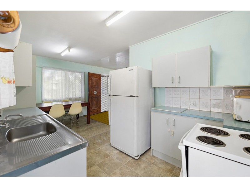 22 Euston Street, Wynnum West QLD 4178