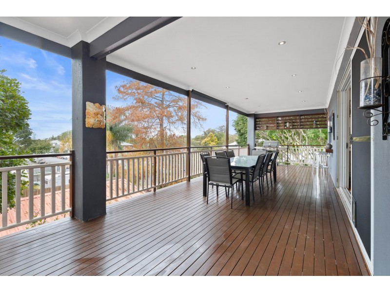 37 Wilde Street, Wynnum QLD 4178