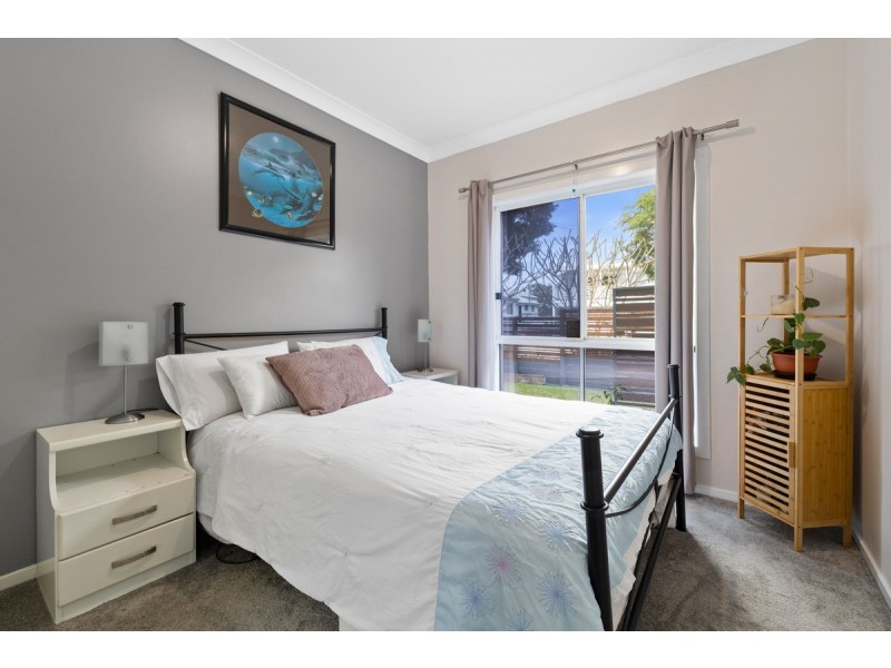 37 Wilde Street, Wynnum QLD 4178