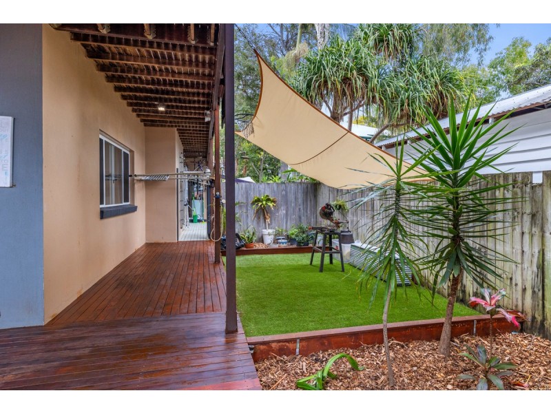 37 Wilde Street, Wynnum QLD 4178