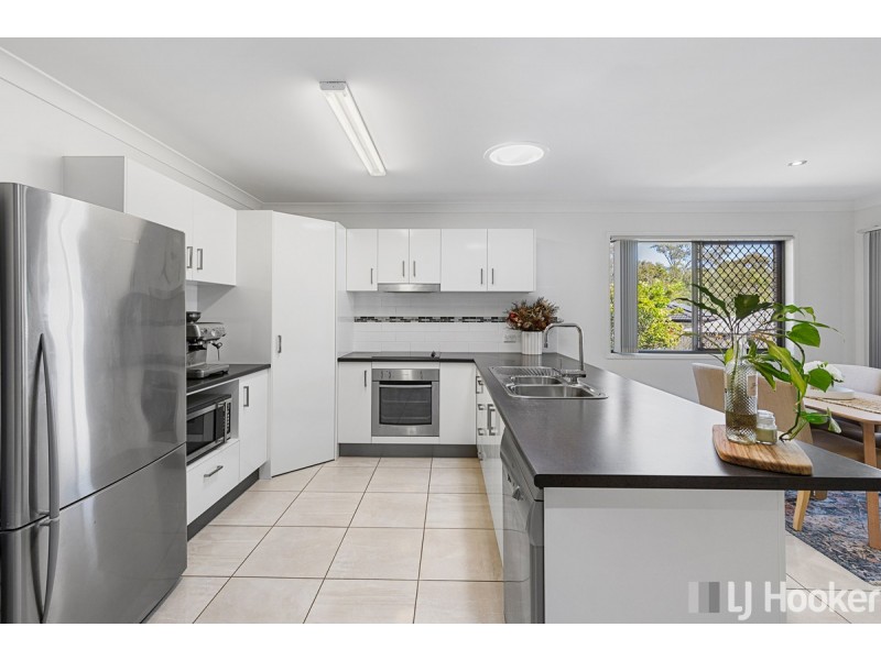 6 Pinevale Court, Victoria Point QLD 4165