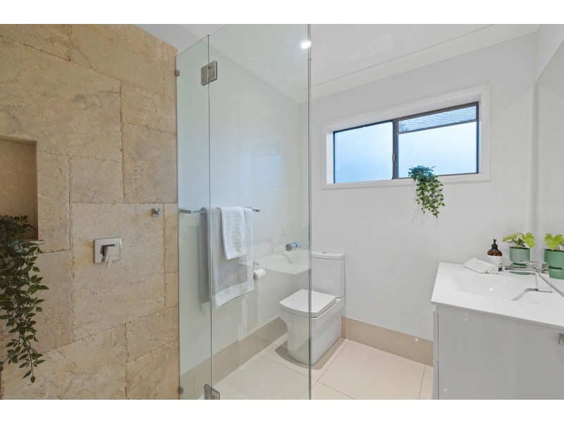 160 Pioneer Road, Sheldon QLD 4157