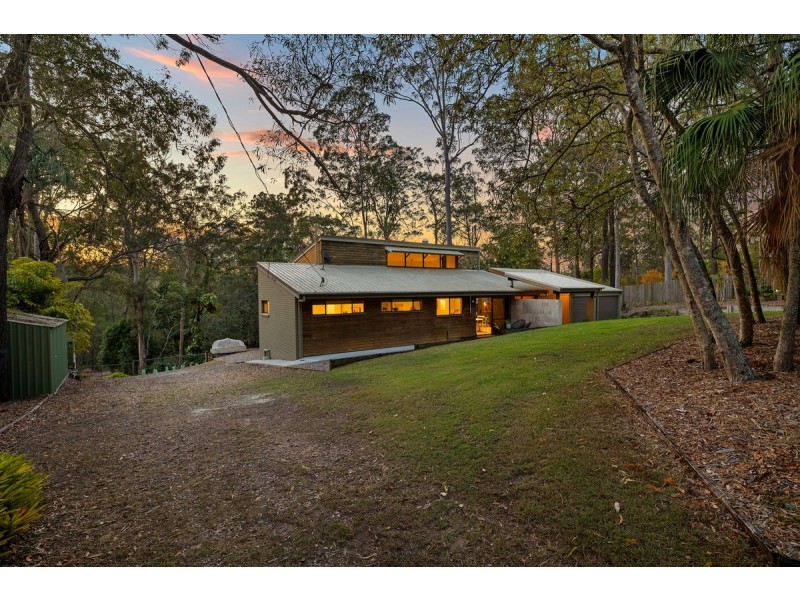 160 Pioneer Road, Sheldon QLD 4157