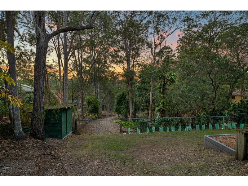 160 Pioneer Road, Sheldon QLD 4157