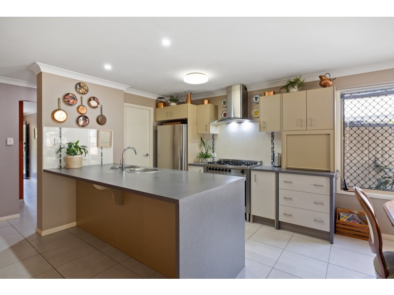 20 Lyndhurst Place, Thornlands QLD 4164