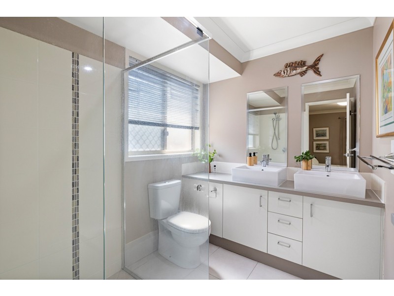 20 Lyndhurst Place, Thornlands QLD 4164