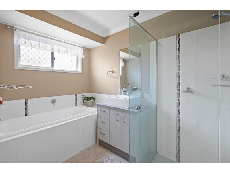 20 Lyndhurst Place, Thornlands QLD 4164