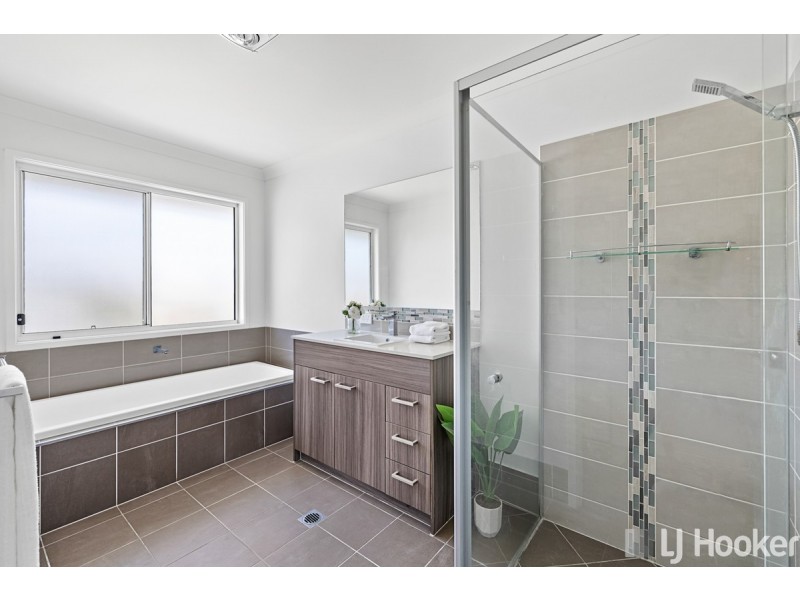 83 Waterville Drive, Thornlands QLD 4164