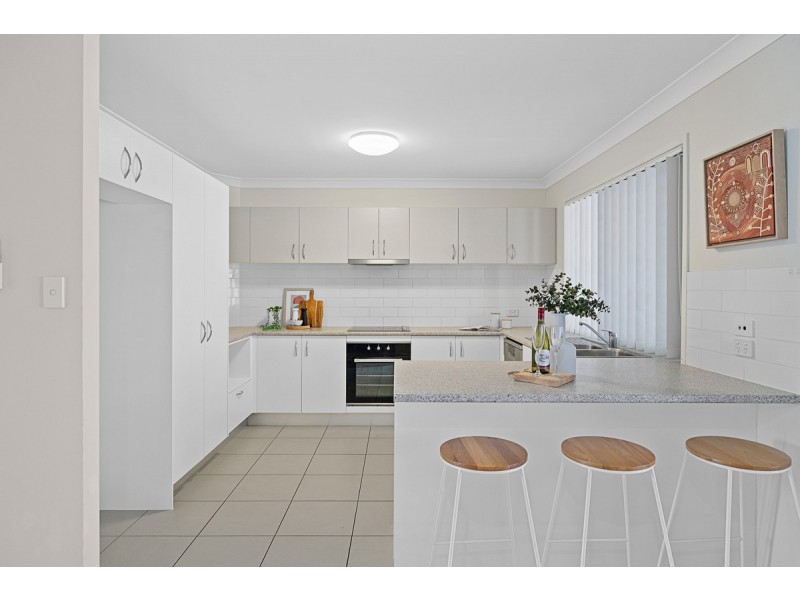 27 Bellflower Crescent, Mount Cotton QLD 4165