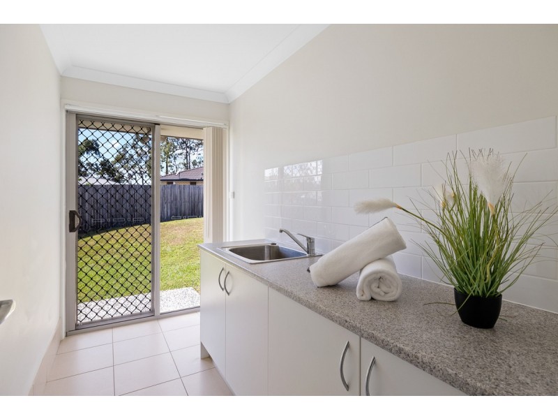 27 Bellflower Crescent, Mount Cotton QLD 4165
