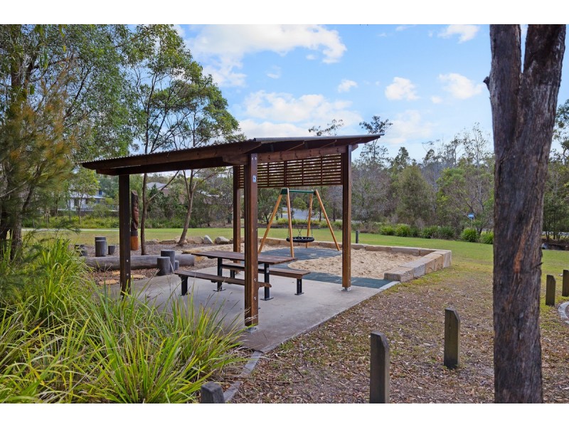 27 Bellflower Crescent, Mount Cotton QLD 4165