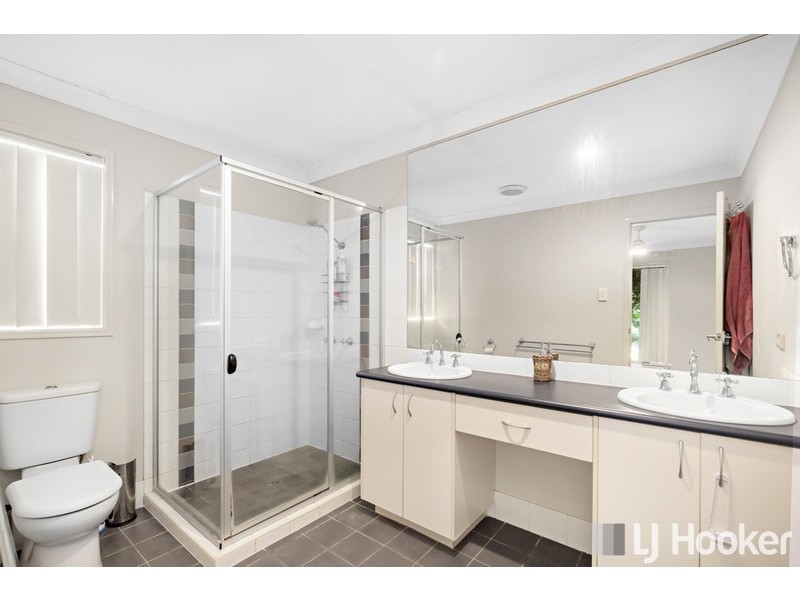 7 Ribonwood Street, Thornlands QLD 4164