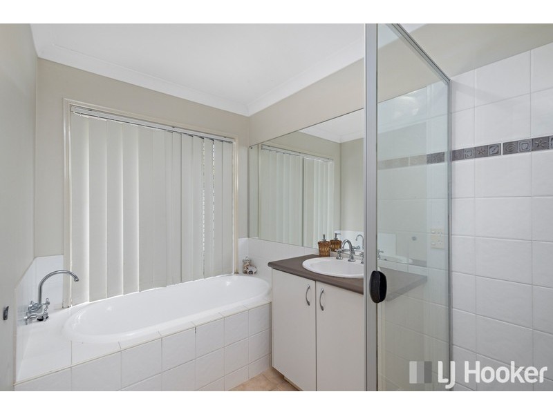 7 Ribonwood Street, Thornlands QLD 4164