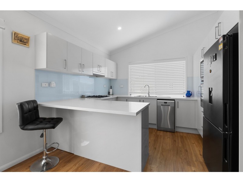 21/22-28 Collingwood Road, Birkdale QLD 4159