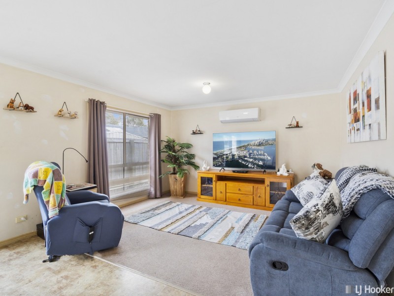 15 Cherrytree Place, Waterford West QLD 4133