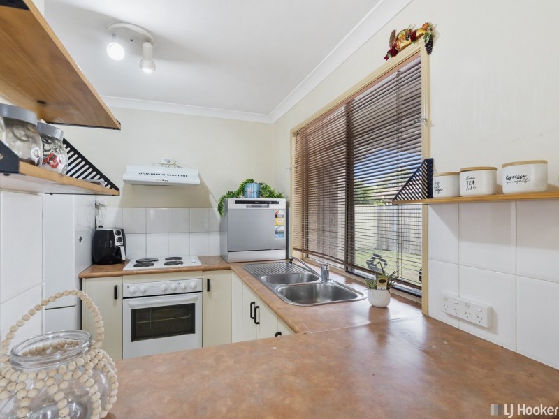 15 Cherrytree Place, Waterford West QLD 4133