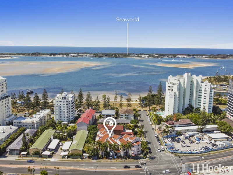 9/7-9 Robert Street, Labrador QLD 4215