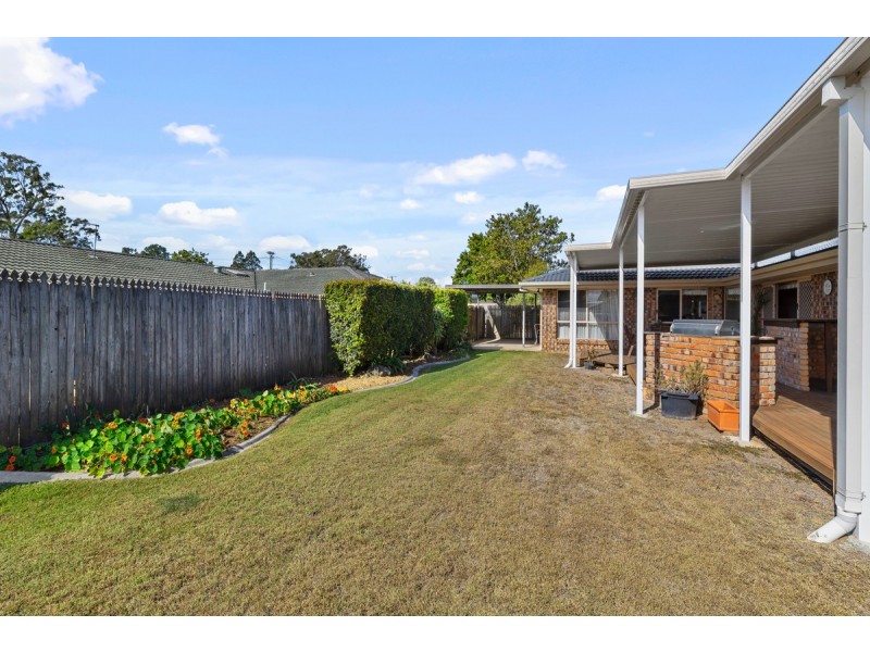 5 Northview Street, Birkdale QLD 4159