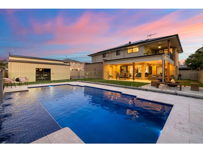 48 Bailey Road, Birkdale QLD 4159