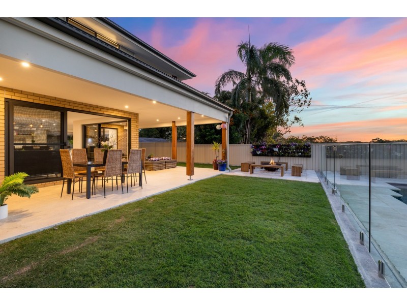 48 Bailey Road, Birkdale QLD 4159