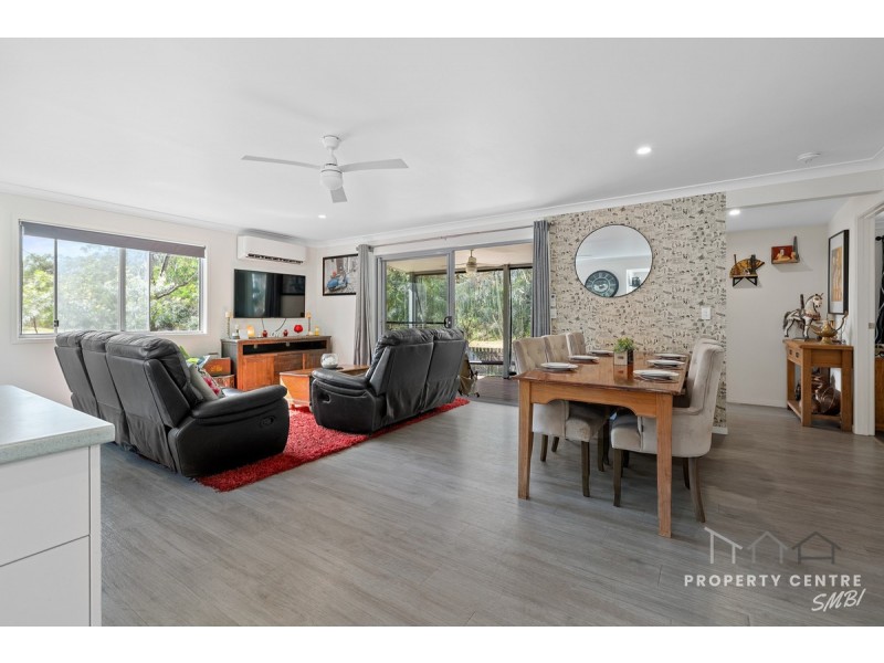 21 Stradbroke Drive, Russell Island QLD 4184