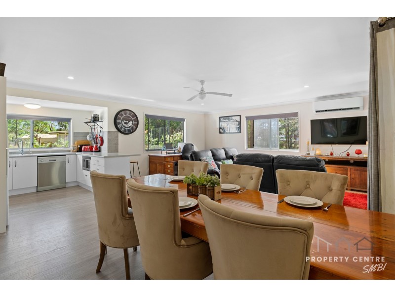 21 Stradbroke Drive, Russell Island QLD 4184