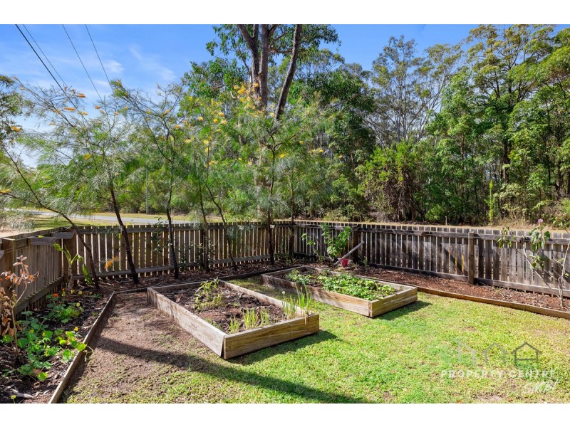 21 Stradbroke Drive, Russell Island QLD 4184
