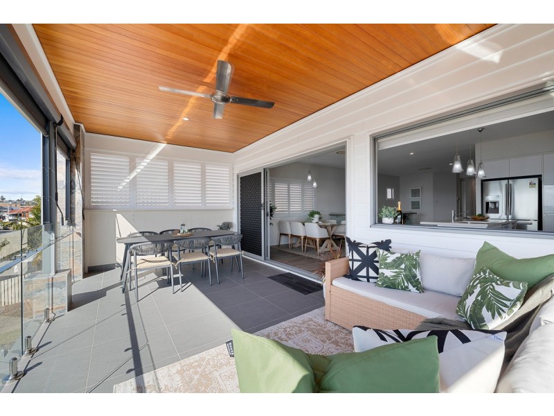 379 Esplanade, Manly QLD 4179