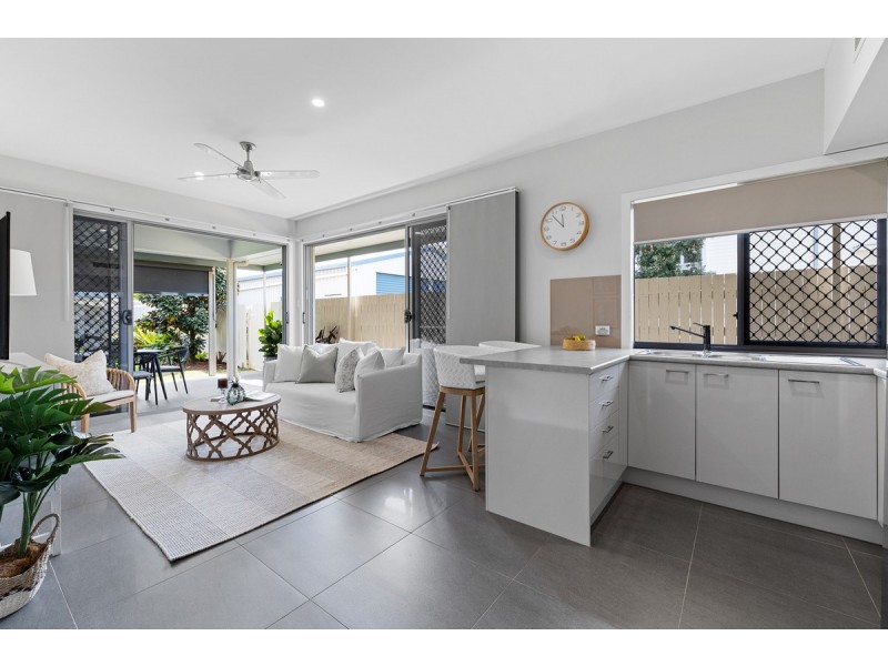 379 Esplanade, Manly QLD 4179