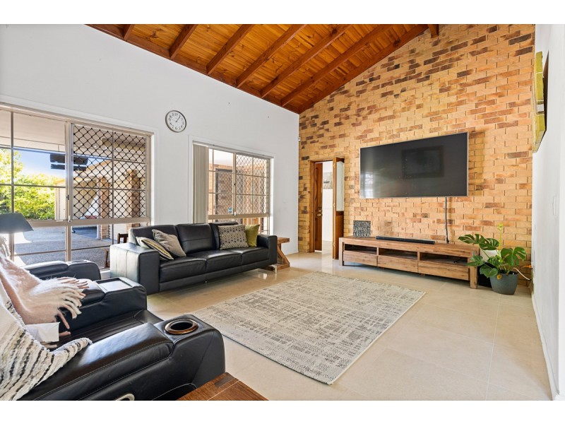 16 Hanover Drive, Alexandra Hills QLD 4161
