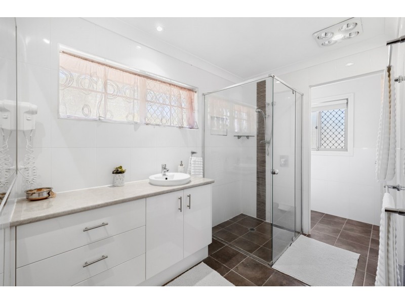 16 Hanover Drive, Alexandra Hills QLD 4161