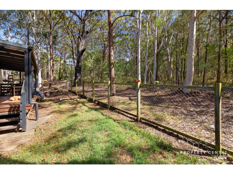 21 Wentworth Parade, Russell Island QLD 4184