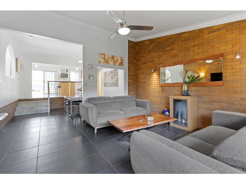 10/10 Pittwin Road North, Capalaba QLD 4157