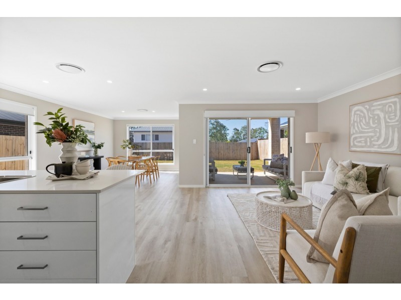 3 Banks Way, Logan Reserve QLD 4133