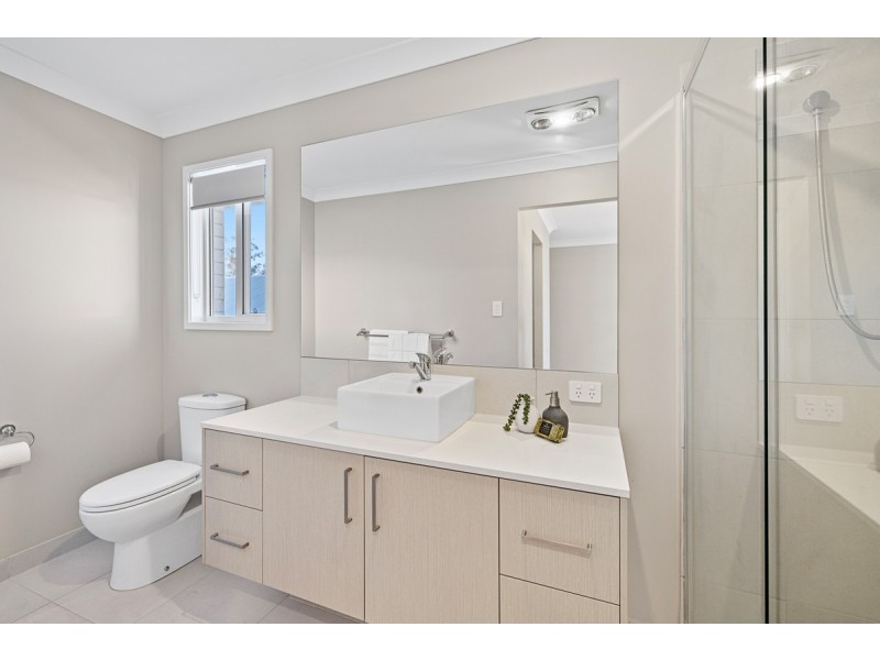 3 Banks Way, Logan Reserve QLD 4133