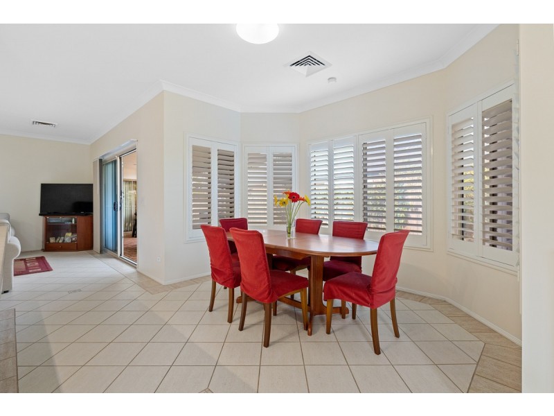 67 Collingwood Road, Birkdale QLD 4159